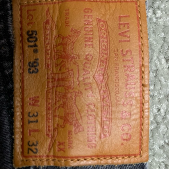 Levi 501 Jeans Size 32x32 - Picture 6 of 6